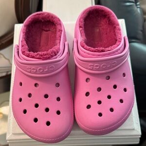 CROCS Kids Fuzzy Pink Slippers